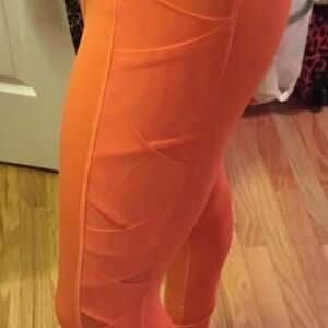 LULULEMON LEGGINGS SIZE 4